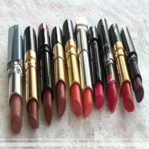 Different colors of lipstick shades