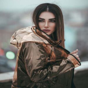 Read more about the article Top 10 Best Stylish Raincoat For Girls Online