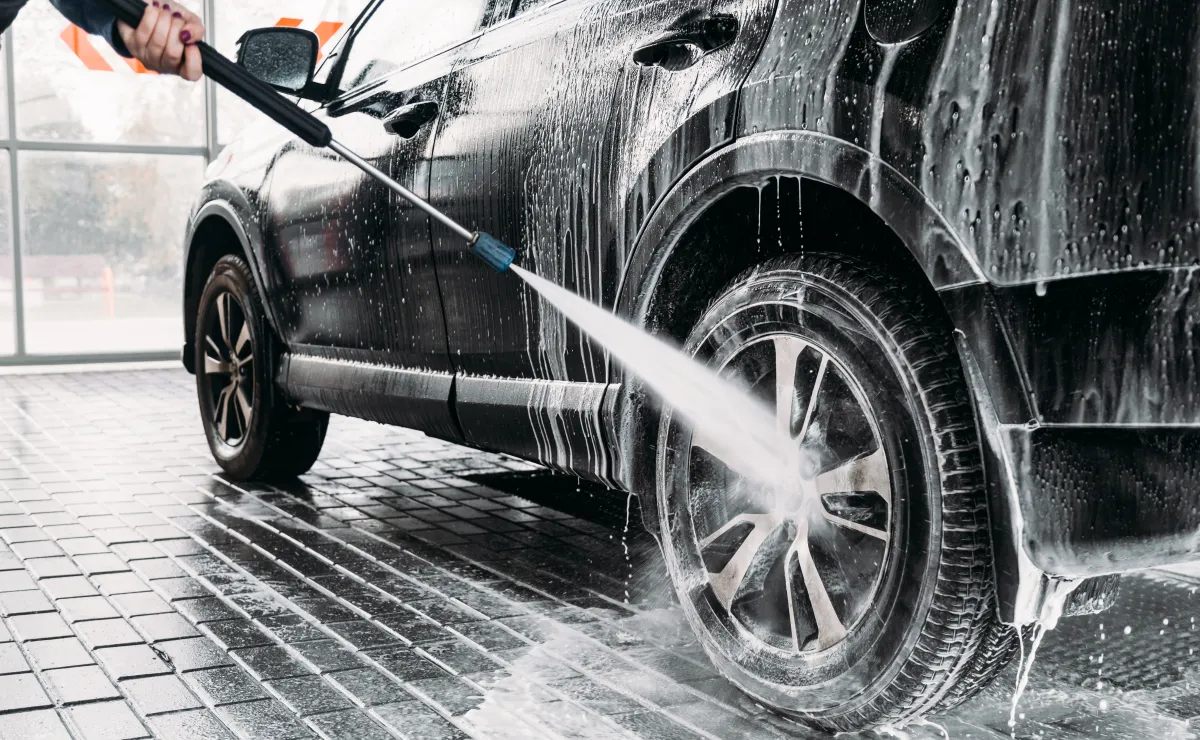 Read more about the article Automatic Car wash Machine