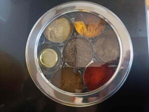 Best Kitchen Steel Box Set Price Under 1000